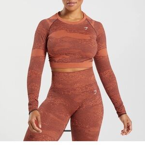 Gymshark Adapt Camo Long sleeve lace top and seamless legging